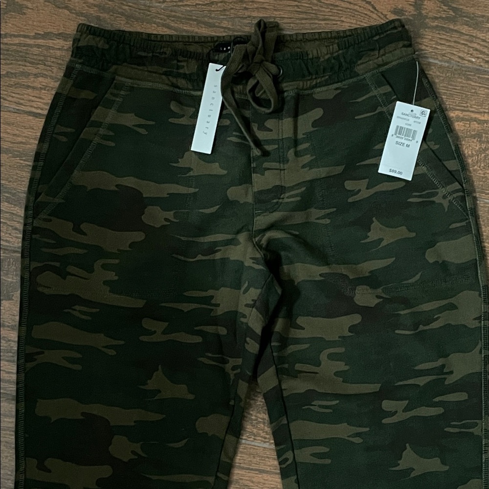 Sanctuary Peace Brigade Camo Drawstring Jogger Pants Size medium new with tags